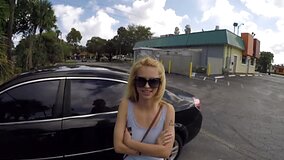 Amateur sex video with blonde tootsie that loves to have sex